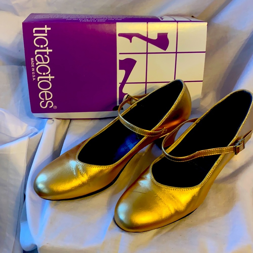 Shag Shoes Tictactoes